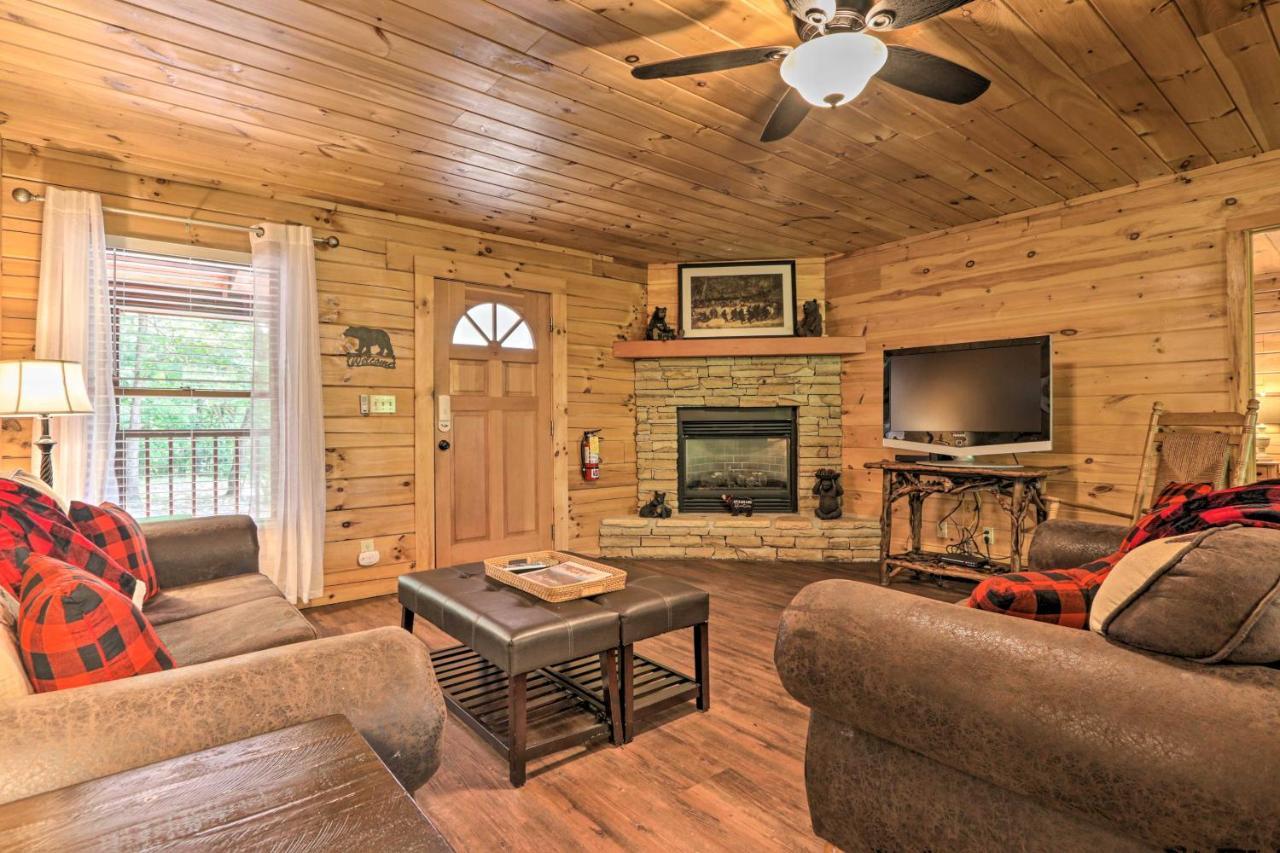 Cabin With Deck And Fireplace Less Than 3 Mi To Dollywood! Піджен-Фордж Екстер'єр фото