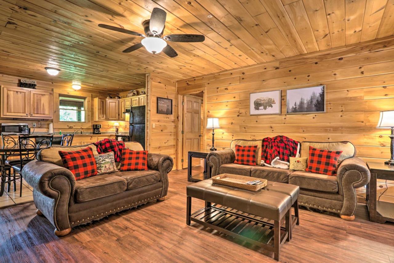 Cabin With Deck And Fireplace Less Than 3 Mi To Dollywood! Піджен-Фордж Екстер'єр фото
