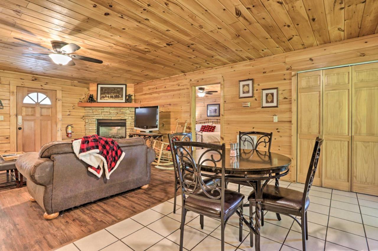 Cabin With Deck And Fireplace Less Than 3 Mi To Dollywood! Піджен-Фордж Екстер'єр фото