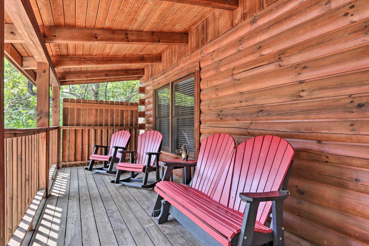 Cabin With Deck And Fireplace Less Than 3 Mi To Dollywood! Піджен-Фордж Екстер'єр фото