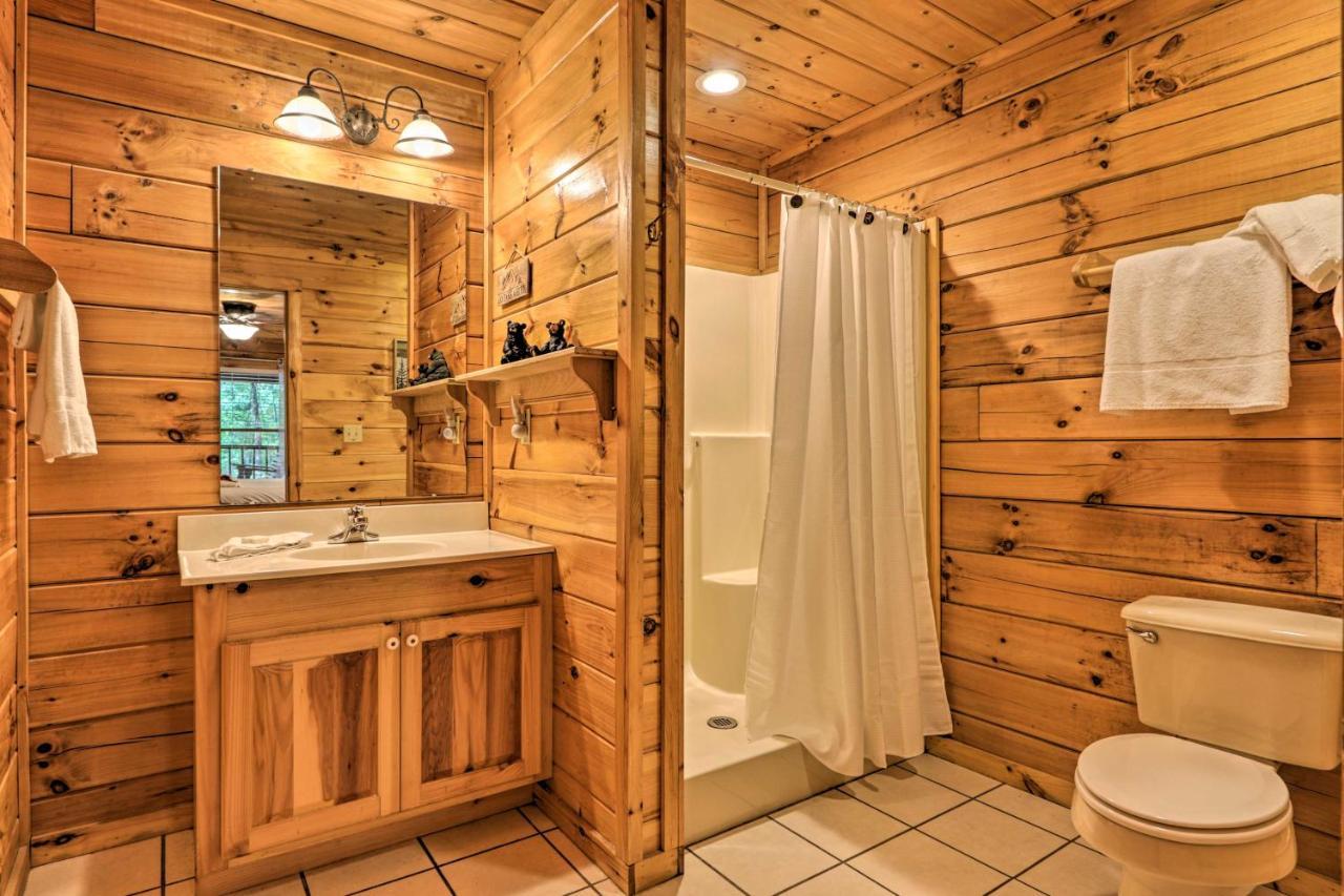 Cabin With Deck And Fireplace Less Than 3 Mi To Dollywood! Піджен-Фордж Екстер'єр фото